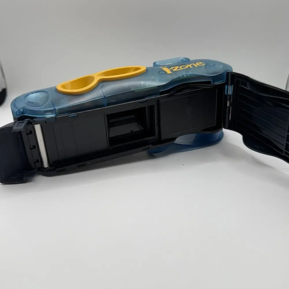 Vintage Polaroid i-Zone Instant Camera FM Radio Blue Yellow Y2K iZone Untested